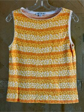 St. John Yellow and White Patterned Sleeveless Knit Tank